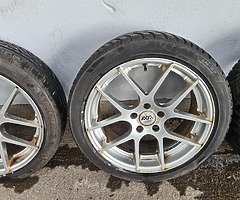 18inch Ava Memphis 
5x112 fitment Tyres 50%