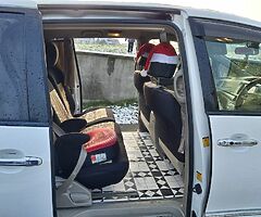 2010 Toyota Estima hybrid (8seater) - Image 5/10