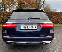 Mersedes E220 class!!!