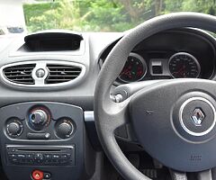 2010 Renault Clio, low mileage - Image 8/10