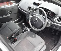 2010 Renault Clio, low mileage - Image 9/10