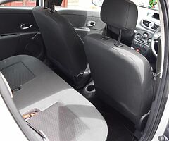 2010 Renault Clio, low mileage - Image 10/10