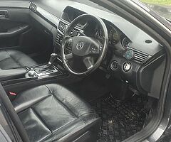 For sale Mercedes e200 avangarde - Image 8/10