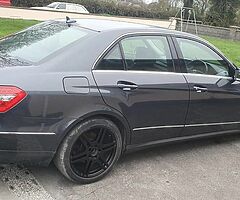 For sale Mercedes e200 avangarde - Image 9/10