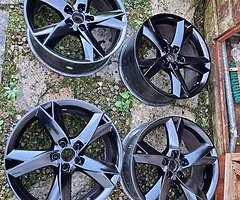 18 inches black A5 alloys 5×112 - Image 7/7