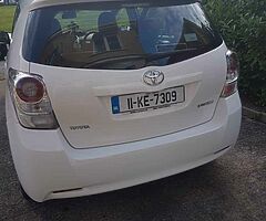 2011 Toyota  Verso