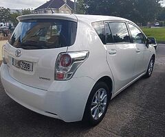 2011 Toyota  Verso