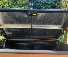 Ford ranger wildtrak tonneau cover