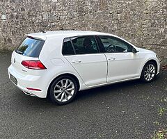 NEW ARRIVAL VOLKSWAGEN GOLF GT (2017) 2.0 TDI MANUAL. ONLY 107,657 MILES - Image 3/10
