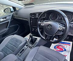NEW ARRIVAL VOLKSWAGEN GOLF GT (2017) 2.0 TDI MANUAL. ONLY 107,657 MILES - Image 5/10