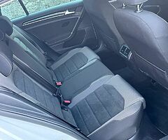 NEW ARRIVAL VOLKSWAGEN GOLF GT (2017) 2.0 TDI MANUAL. ONLY 107,657 MILES - Image 9/10