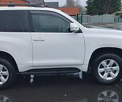 2015 Toyota Landcruiser - Image 4/10