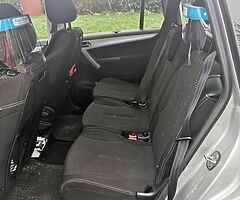 Citroen c4 grand picasso 2011g 1.6hdi automatic