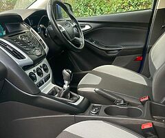 Ford Focus 1.0 Ecoboost Zetec - Image 4/6