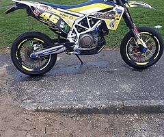 Husqvarna Supermoto 701