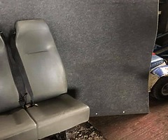 Side door with window seats & bulkhead fit vivaro traffic - Image 6/7