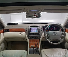 Lexus LS430