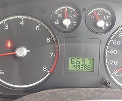 Ford Focus 1.4L petrol - Image 4/9