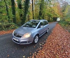 06 zafira 1.9 diesel, AUTOMATIC
NO TEXT OR TAX  car is in good condition  165Km .  reliable 7 seater