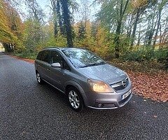06 zafira 1.9 diesel, AUTOMATIC
NO TEXT OR TAX  car is in good condition  165Km .  reliable 7 seater - Image 6/6