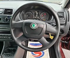 2011 Skoda Fabia - Image 6/10