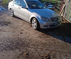 Mercedes c200 - Image 5/5