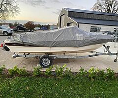 2003 Maxum 1800
