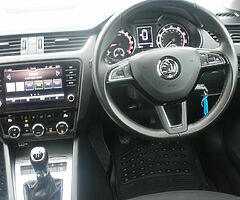 2020 skoda octavia diesel - Image 8/10