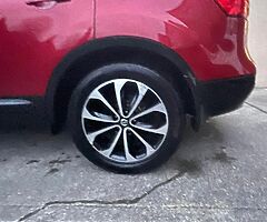 Nissian Qashqai+2 131 , 2 years nct wine colour, 7 seats  
 Very clean car diesel and manual - Image 4/10