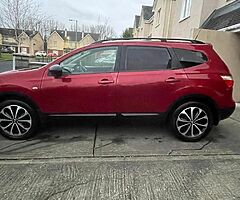 Nissian Qashqai+2 131 , 2 years nct wine colour, 7 seats  
 Very clean car diesel and manual - Image 5/10