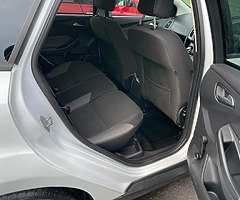 Ford focus automatic - Image 4/10