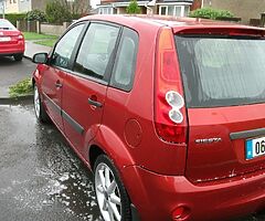 2006 FORD NCT ,29/09/22 TAX 31/01/22 fiesta 1,2 petrol - Image 4/10