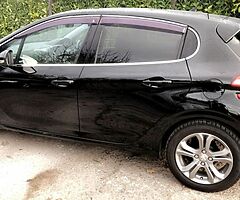 2015 Peugeot 208 - Image 3/9