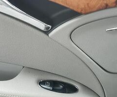 Mercedes 2006 - Image 4/10