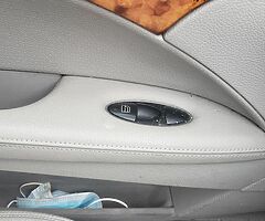 Mercedes 2006 - Image 5/10