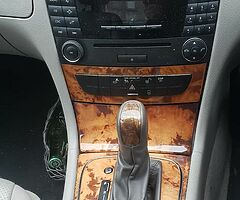 Mercedes 2006 - Image 8/10