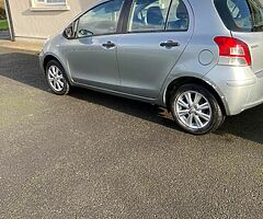 Toyota Yaris - Image 6/8
