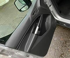 172 Ford Transit Connect SWB - Image 4/7