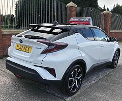 2017 Toyota C-HR - Image 3/10