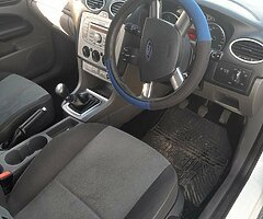 2008 FORD  Focus - Image 4/9