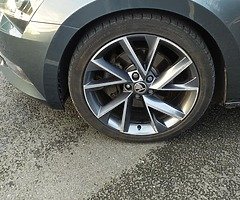 Skoda Super SportLine - Image 6/10