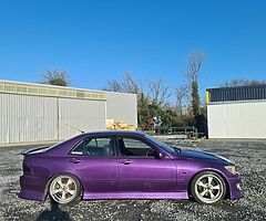  - Image 4/7