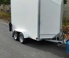 Box trailer
