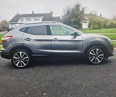 Top quality Nissan qashqai 1.5 diesel manual