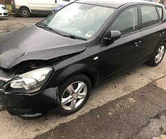 2010 KIA CEED 1.4 PETROL FOR BREAKING! - Image 4/5
