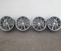 Genuine 18" SKODA VRS alloys - Image 5/5