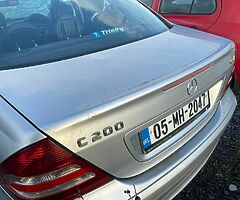 Mercedes c 200. ONLY PARTS