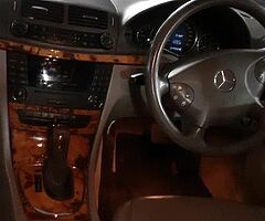Mercedes 220 d - Image 5/6