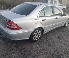 Mercedes 2.1 diesel 2006 automatic - Image 5/10