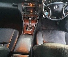Mercedes 2.1 diesel 2006 automatic - Image 7/10